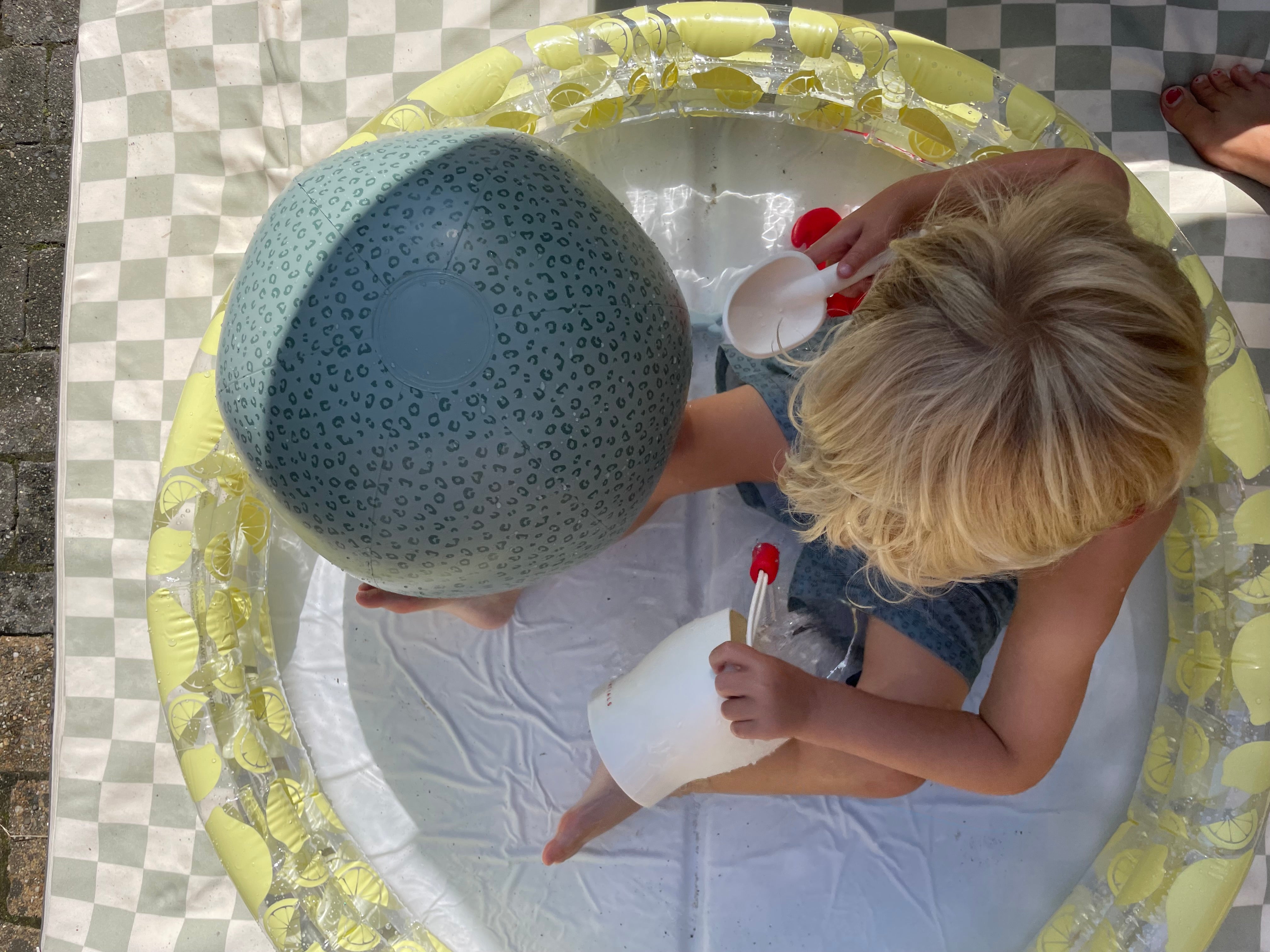 Beachball - Green - Leopard