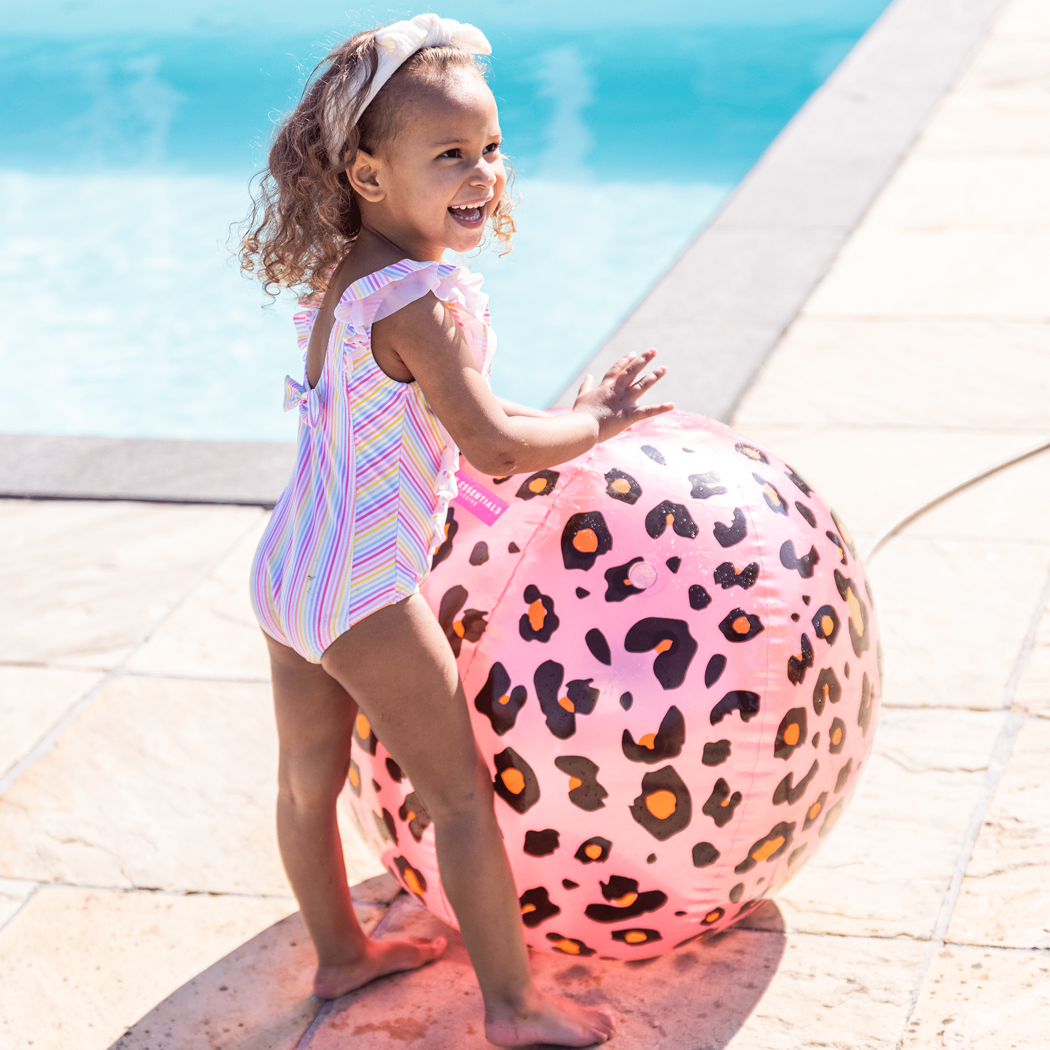 Inflatable Water Sprayer Ball - Rose/Gold - Safari Chic